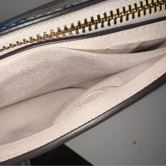 Kate Spade Cameron Hilli Charming Daisy Crossbody Bag NWT - Picture 4 of 9